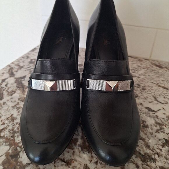 Michael Kors Black Leather Heel Loafers size 8M - Picture 1 of 10